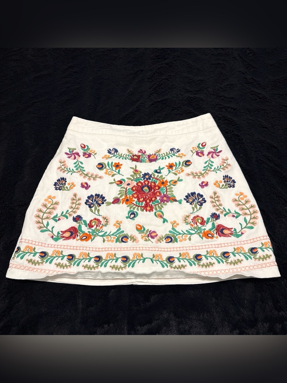 emory park White Mini Skirt with Colorful Floral Embroidery